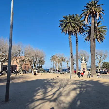 Bel T3 Vue Sur Mer, 400 De La Et Des Commerces
